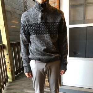 Gap gray mock neck